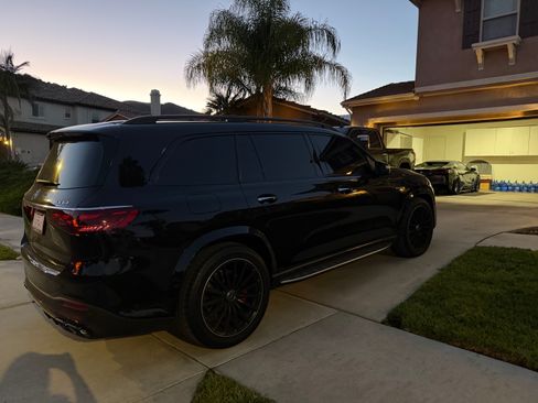 Used 2025 Mercedes-Benz GLS 63 AMG 4MATIC image 13