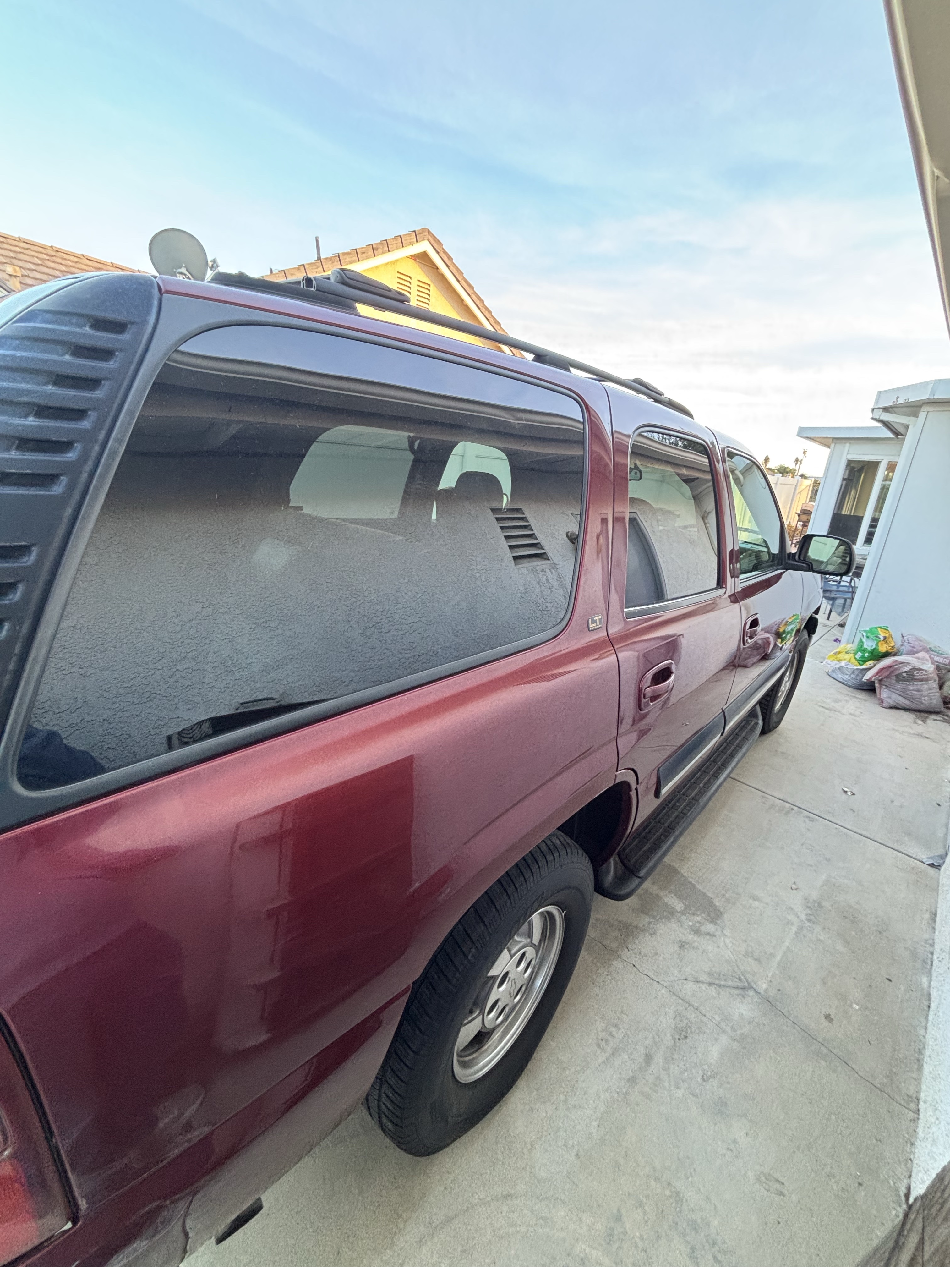 Used 2001 Chevrolet Tahoe LT w/ LT Preferred Equipment Group RWD image 13
