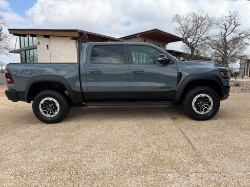 Used 2021 RAM 1500 TRX w/ TRX Lanuch Edition image 6