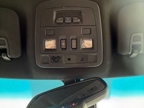 Used 2012 Cadillac CTS Premium image 8