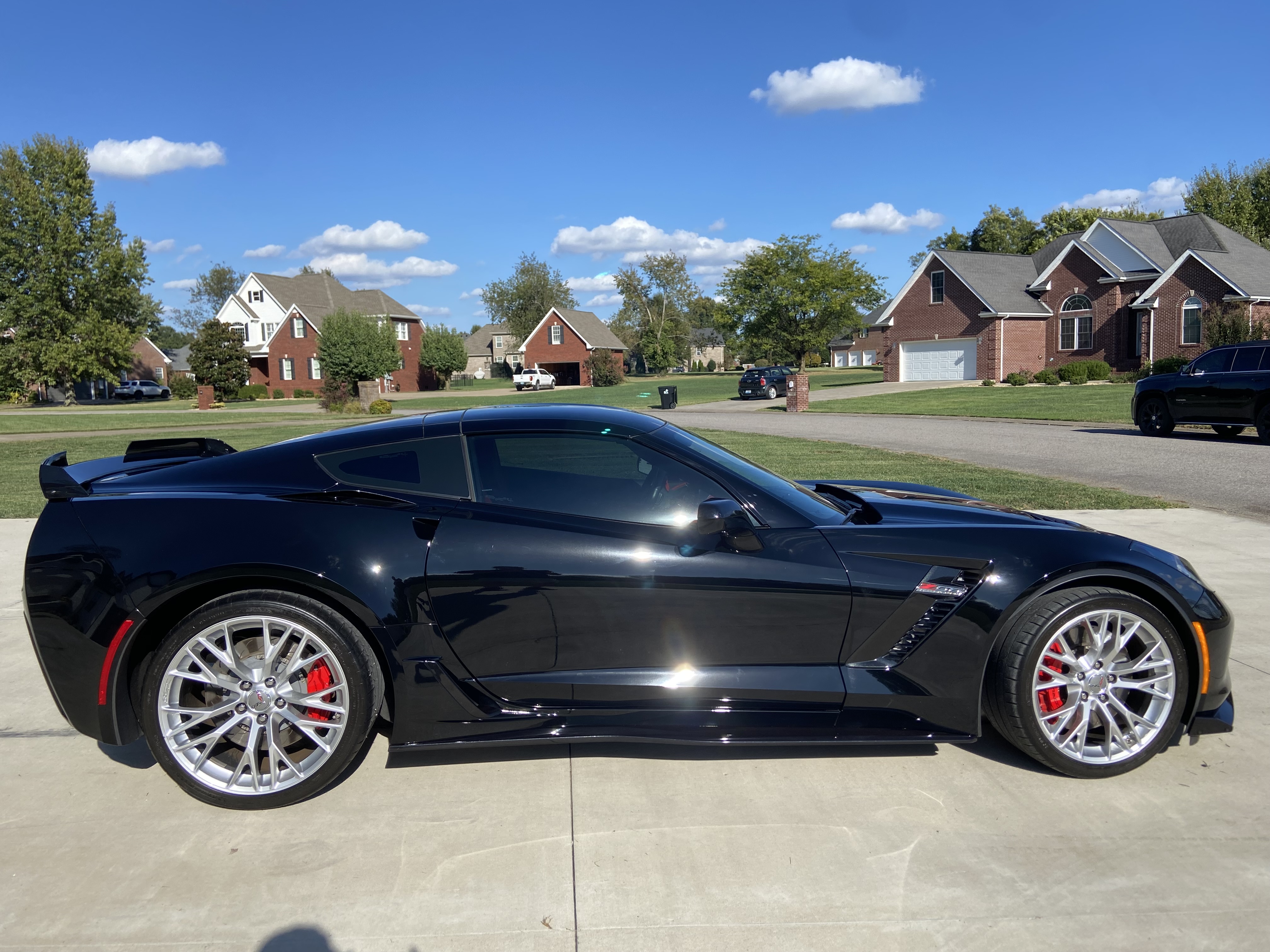 Used 2017 Chevrolet Corvette Z06 RWD image 8