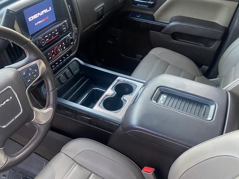 Used 2016 GMC Sierra 1500 Denali w/ Denali Ultimate Package image 11