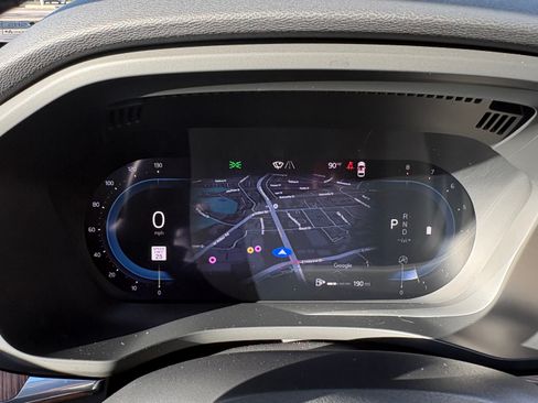 Used 2023 Volvo XC60 B5 Plus w/ Climate Package image 11