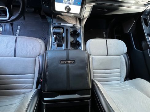 Used 2023 Ford F150 Lightning Platinum image 20