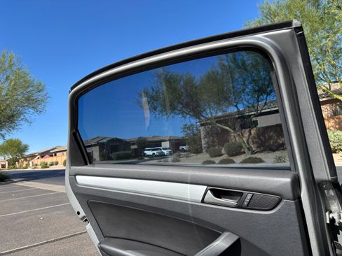 Used 2013 Volkswagen Passat TDI SE image 18