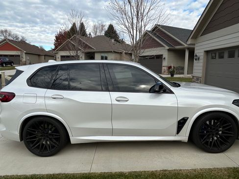 Used 2023 BMW X5 M w/ Competition Package image 2