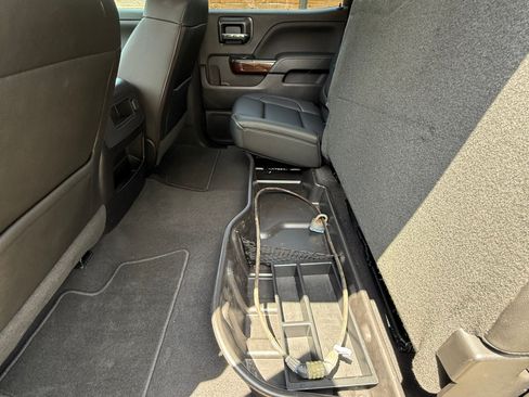 Used 2018 GMC Sierra 1500 SLT w/ Enhanced Driver Alert Package image 14