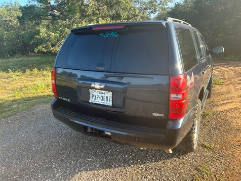 Used 2008 Chevrolet Tahoe LS w/ Max Trailering Package AWD/4WD image 5