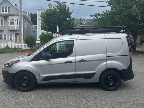 Used 2023 Ford Transit Connect XL FWD image 5