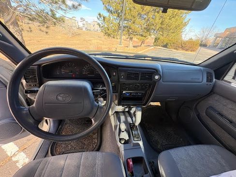 Used 2000 Toyota Tacoma 4x4 Xtracab V6 image 19