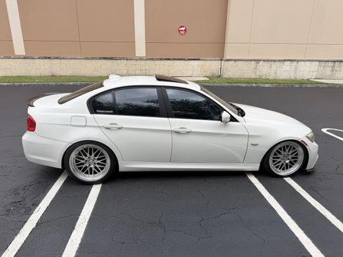 Used 2010 BMW 335i Sedan RWD image 5