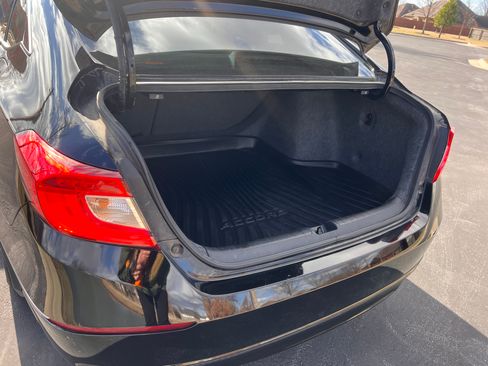 Used 2018 Honda Accord EX-L image 20