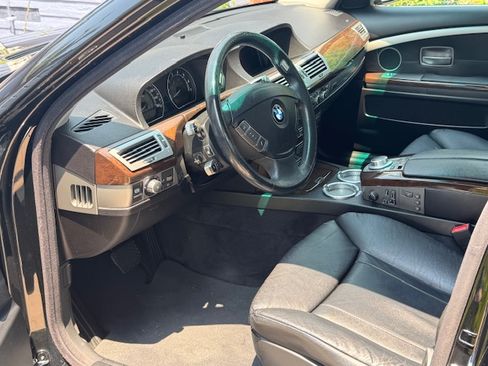 Used 2006 BMW 750i image 5