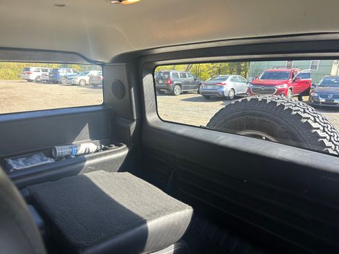 Used 2006 HUMMER H2 Luxury image 15