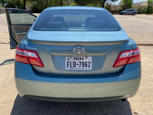 Used 2009 Toyota Camry LE image 5