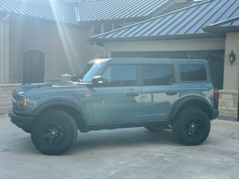 Used 2022 Ford Bronco Badlands AWD/4WD image 12