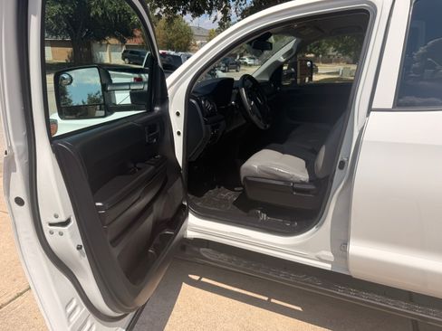 Used 2020 Toyota Tundra SR RWD image 11