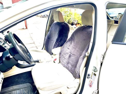 Used 2013 Subaru Impreza 2.0i image 6