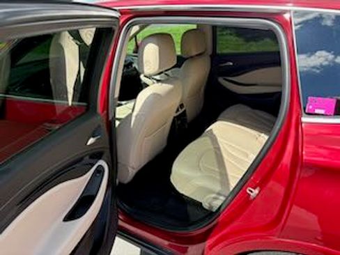 Used 2018 Buick Envision Essence AWD/4WD image 13