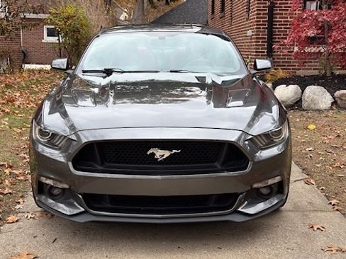 Used 2015 Ford Mustang GT Premium w/ Equipment Group 401A image 2
