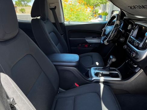 Used 2020 Chevrolet Colorado LT RWD image 14