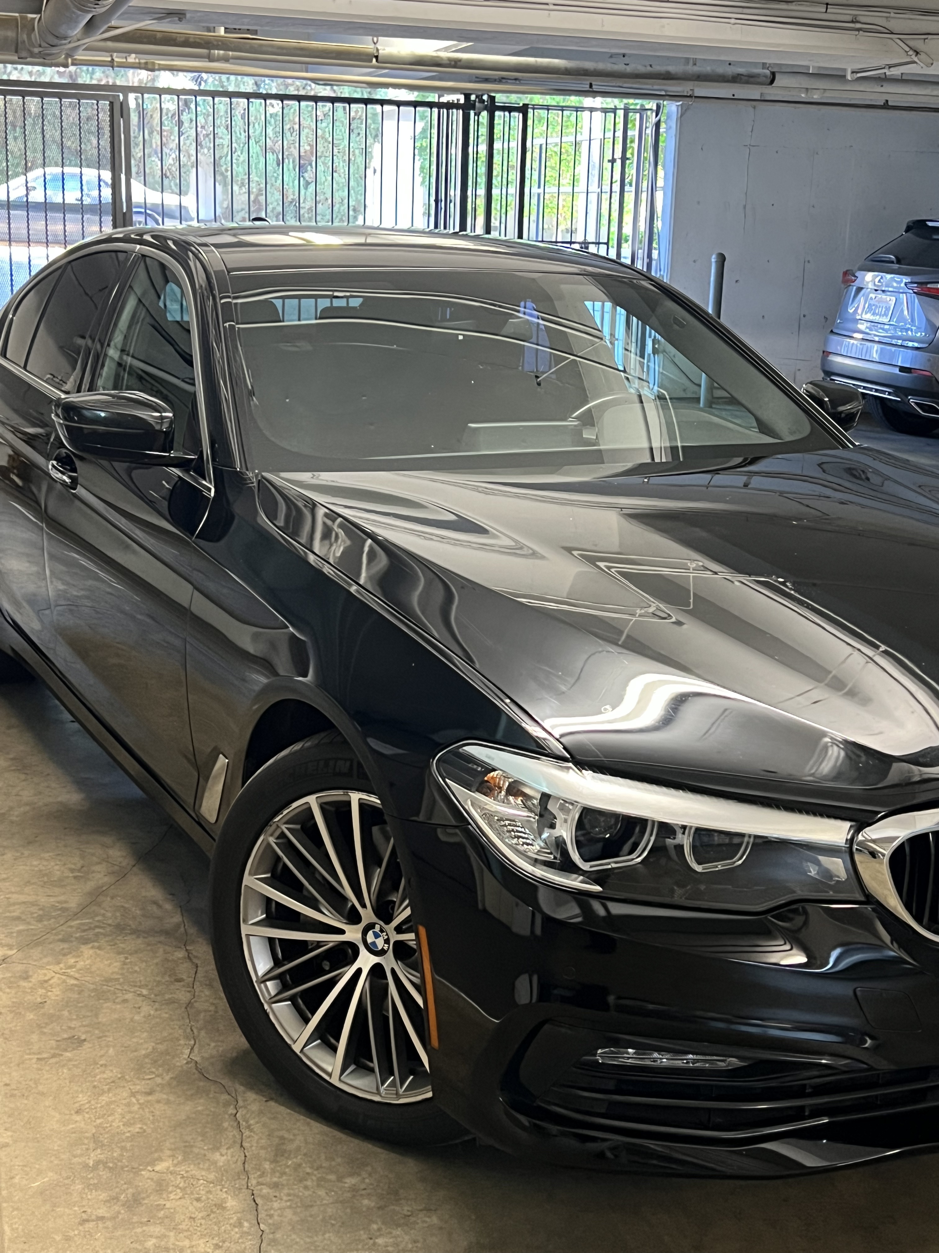 Used 2018 BMW 530i RWD image 9