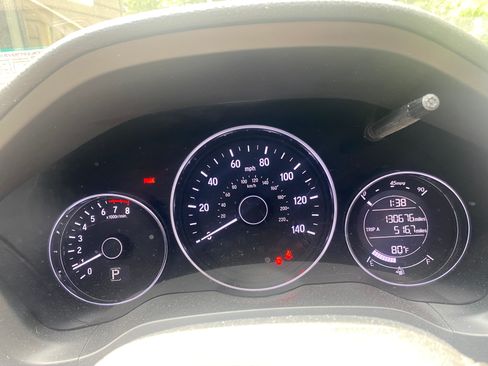 Used 2016 Honda HR-V EX-L image 9