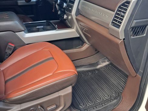 Used 2021 Ford F350 King Ranch w/ King Ranch Ultimate Package AWD/4WD image 6