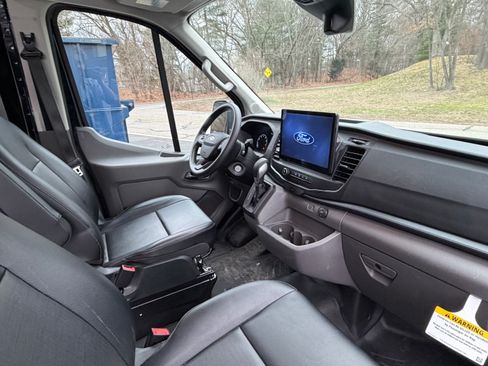 Used 2024 Ford Transit 250 148 Medium Roof image 15