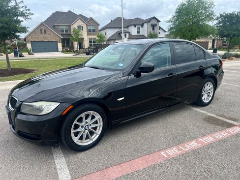 Used 2010 BMW 328i Sedan RWD image 2