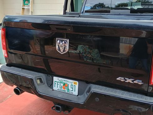 Used 2012 RAM 1500 Sport w/ Sport Premium Group image 4