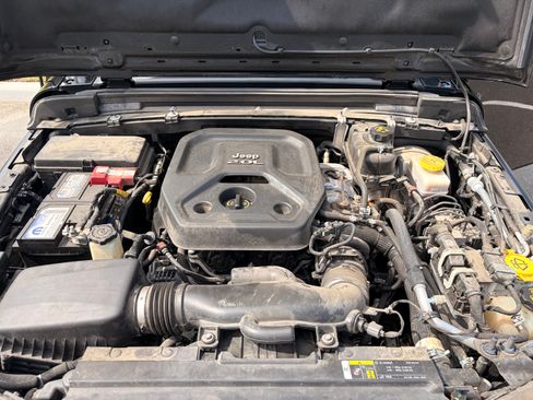 Used 2020 Jeep Wrangler Unlimited Sport S AWD/4WD image 15