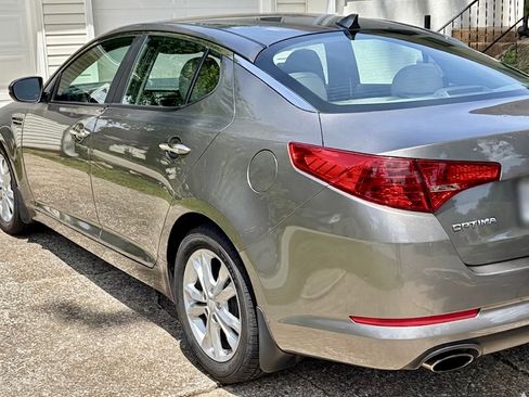 Used 2013 Kia Optima EX FWD image 4