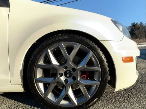 Used 2013 Volkswagen Golf Hatchback Sedan 4D image 8