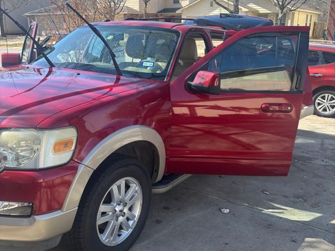 Used 2009 Ford Explorer Eddie Bauer image 8