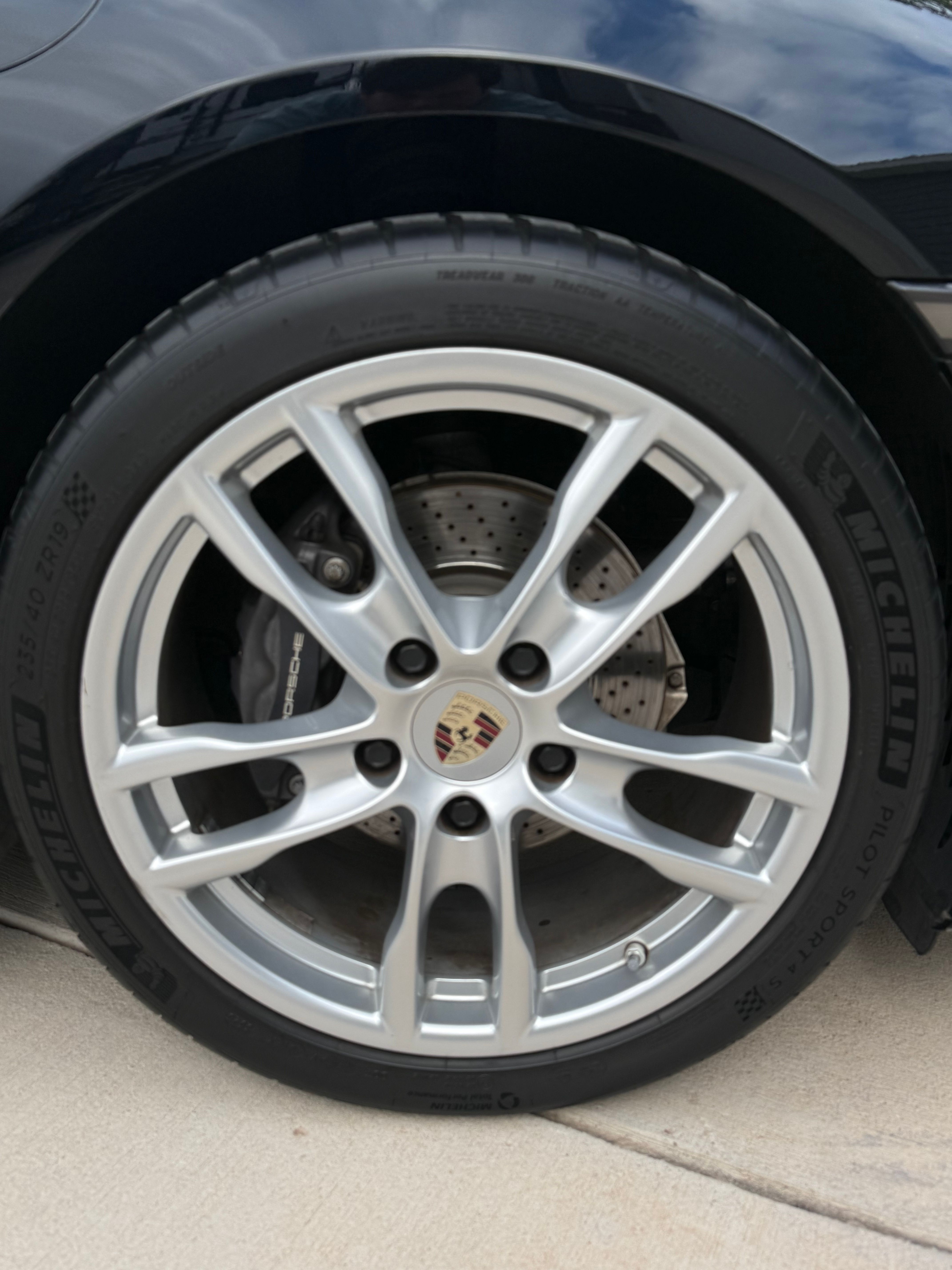 Used 2013 Porsche Boxster RWD image 19