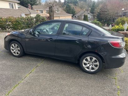 Used 2013 MAZDA MAZDA3 i SV w/ Convenience Pkg