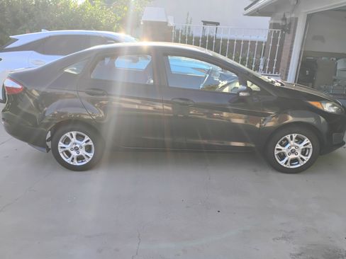 Used 2015 Ford Fiesta SE w/ Comfort Package image 1