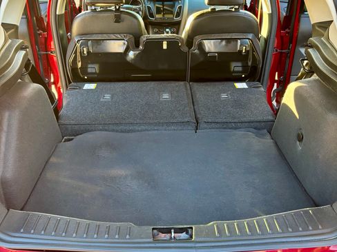 Used 2016 Ford Focus SE image 18