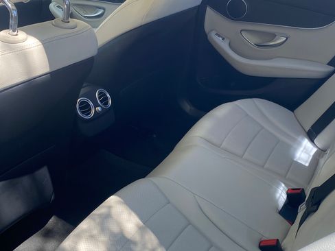 Used 2017 Mercedes-Benz C 300 Sedan image 11