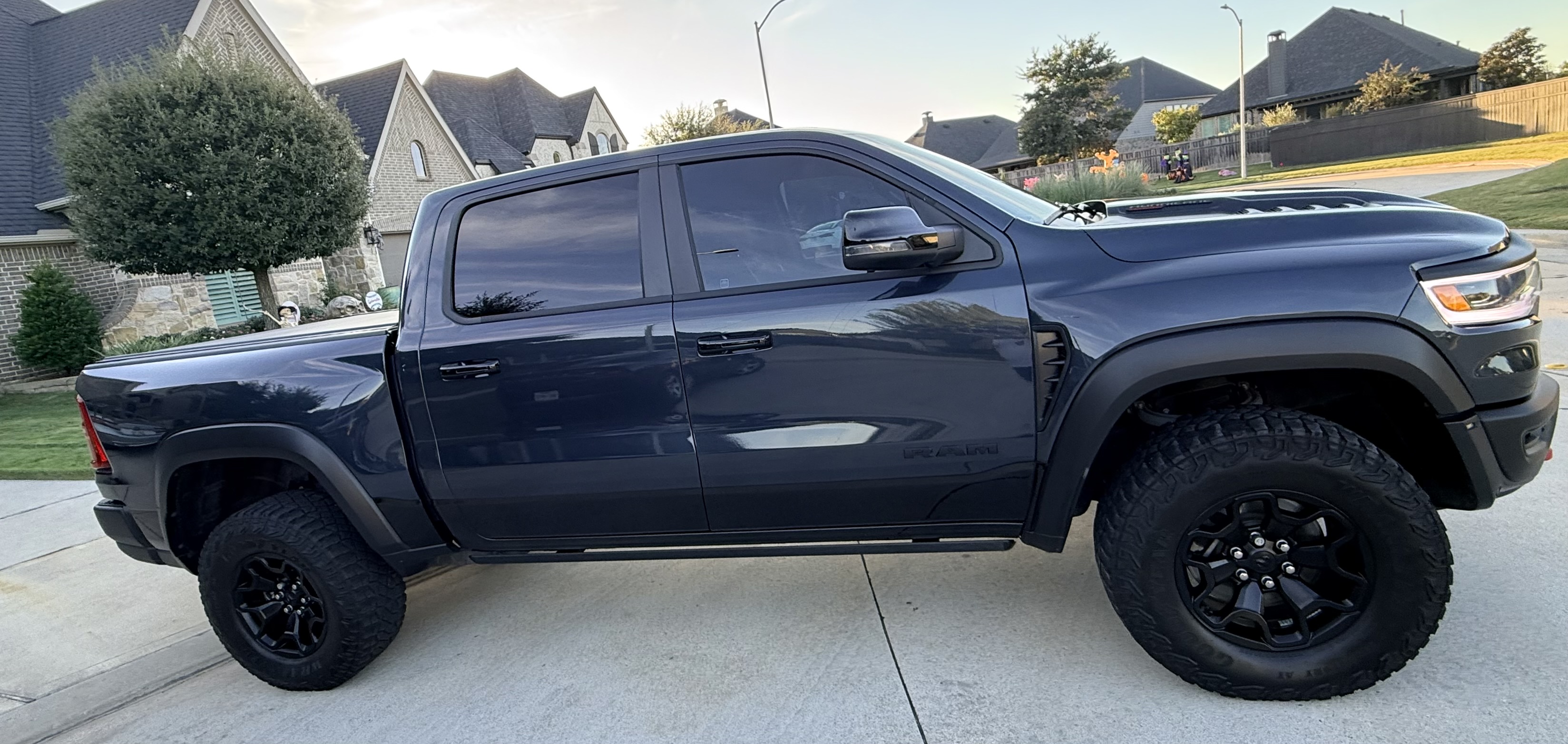 Used 2025 RAM 1500 RHO w/ RHO Level 1 Equipment Group AWD/4WD image 5