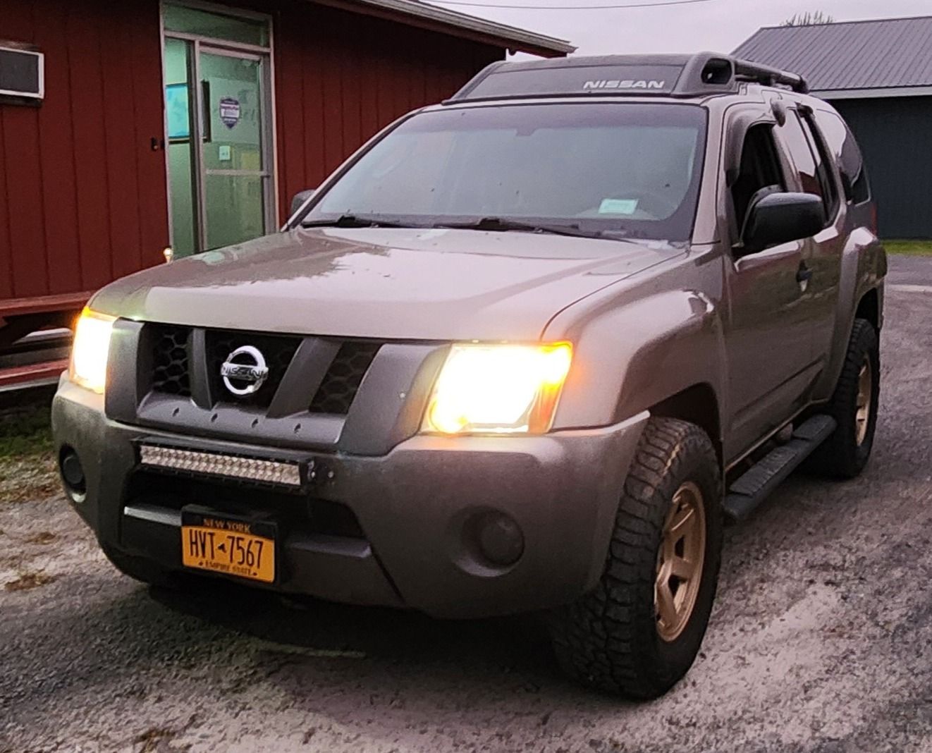 Used 2008 Nissan Xterra S w/ Tow Pkg AWD/4WD image 2