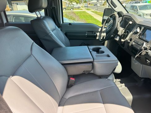 Used 2014 Ford F250 XL w/ Power Equipment Group RWD image 16