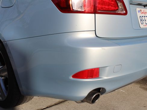 Used 2011 Lexus IS 250 w/ Premium Pkg Value Edition image 18