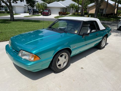 Used 1993 Ford Mustang LX image 5