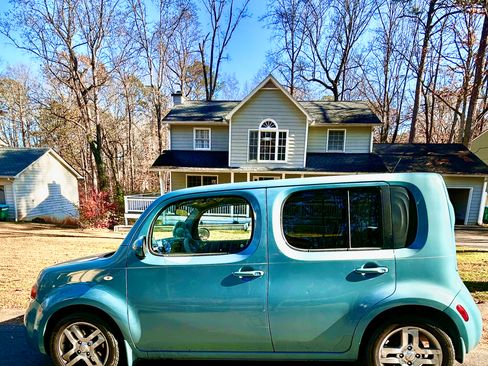 Used 2011 Nissan Cube 1.8 SL w/ SL Preferred Pkg image 1