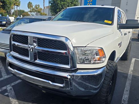 Used 2018 RAM 2500 Tradesman w/ Chrome Appearance Group image 9