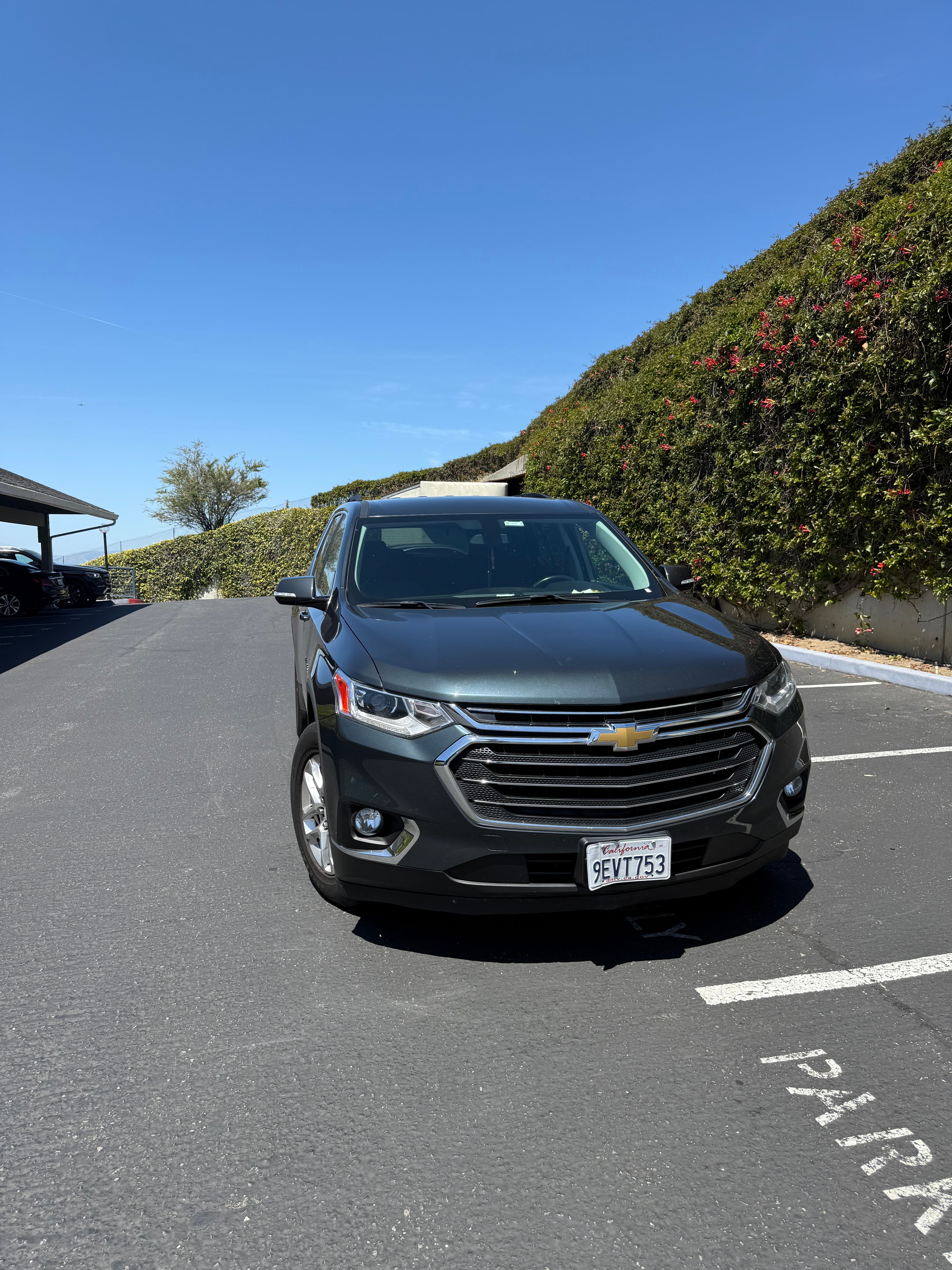 Used 2020 Chevrolet Traverse LT FWD image 4