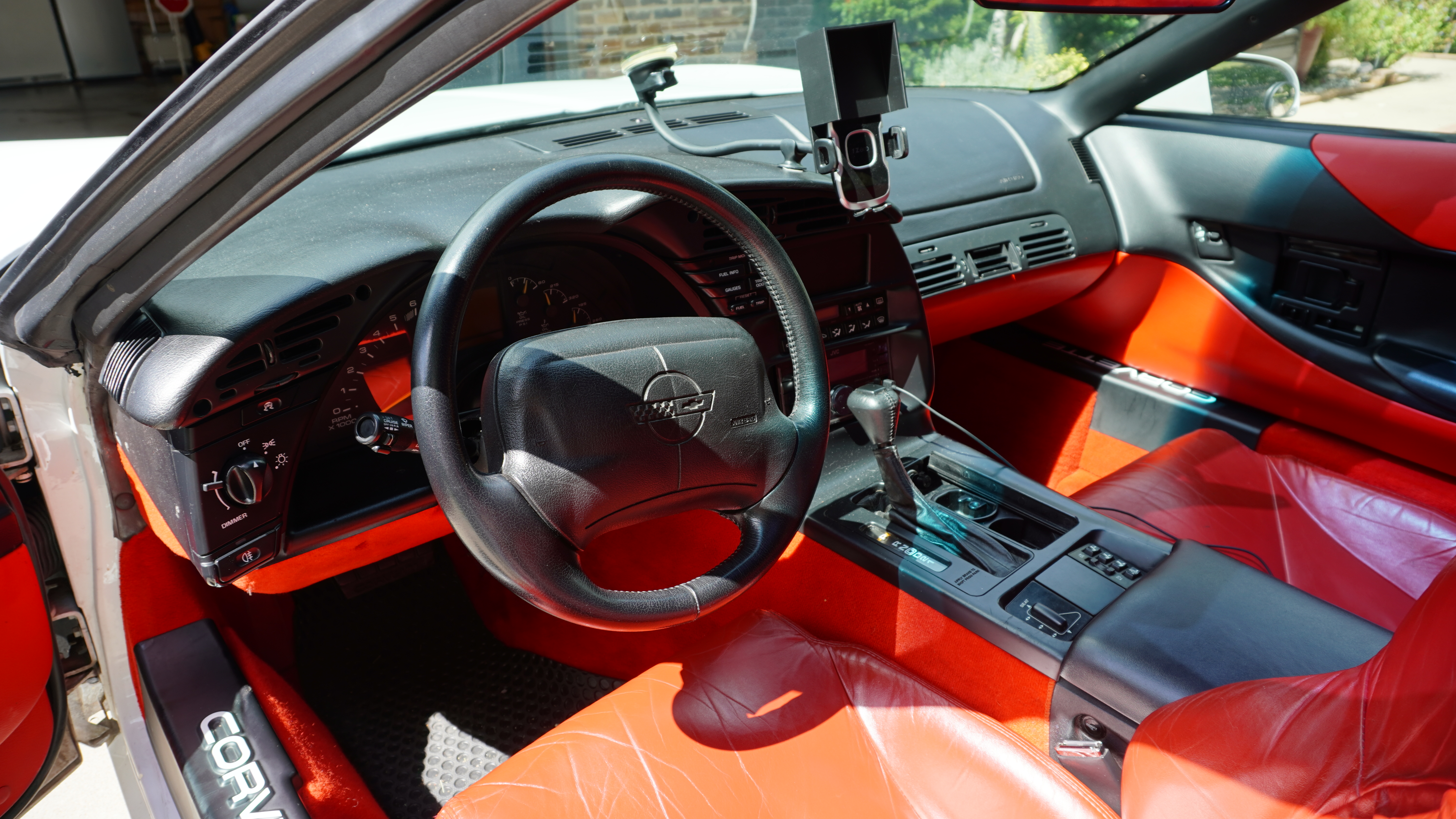 Used 1994 Chevrolet Corvette Coupe RWD image 21