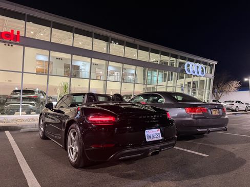 Used 2008 BMW 335i Convertible image 27